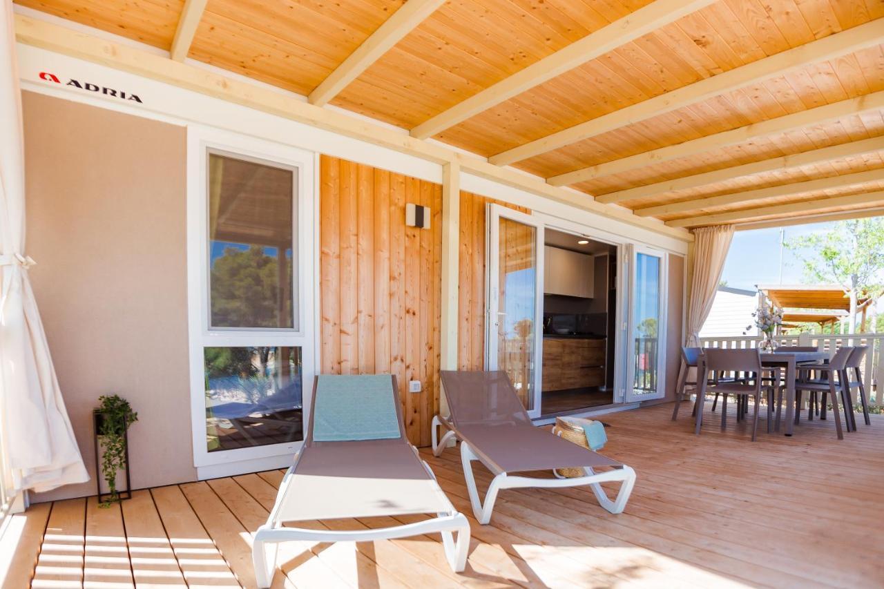 Premium Mobile Homes Istria - Camping Lanterna Porec - Luxury Mobilhome Экстерьер фото