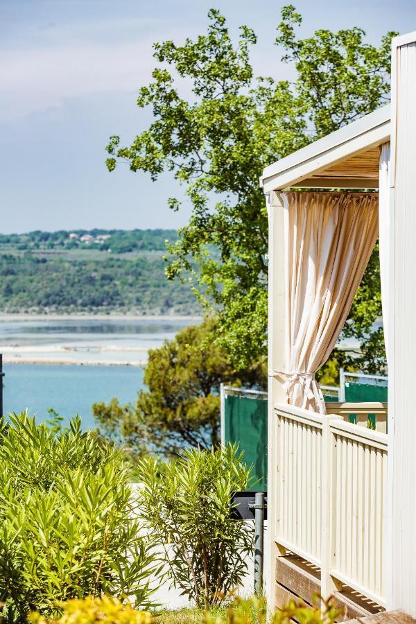 Premium Mobile Homes Istria - Camping Lanterna Porec - Luxury Mobilhome Экстерьер фото